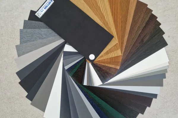 Περισσότερα απο 50 χρώματα!